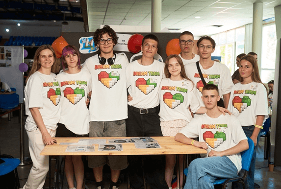 Students and mentors from a Razom STEM robotics programme